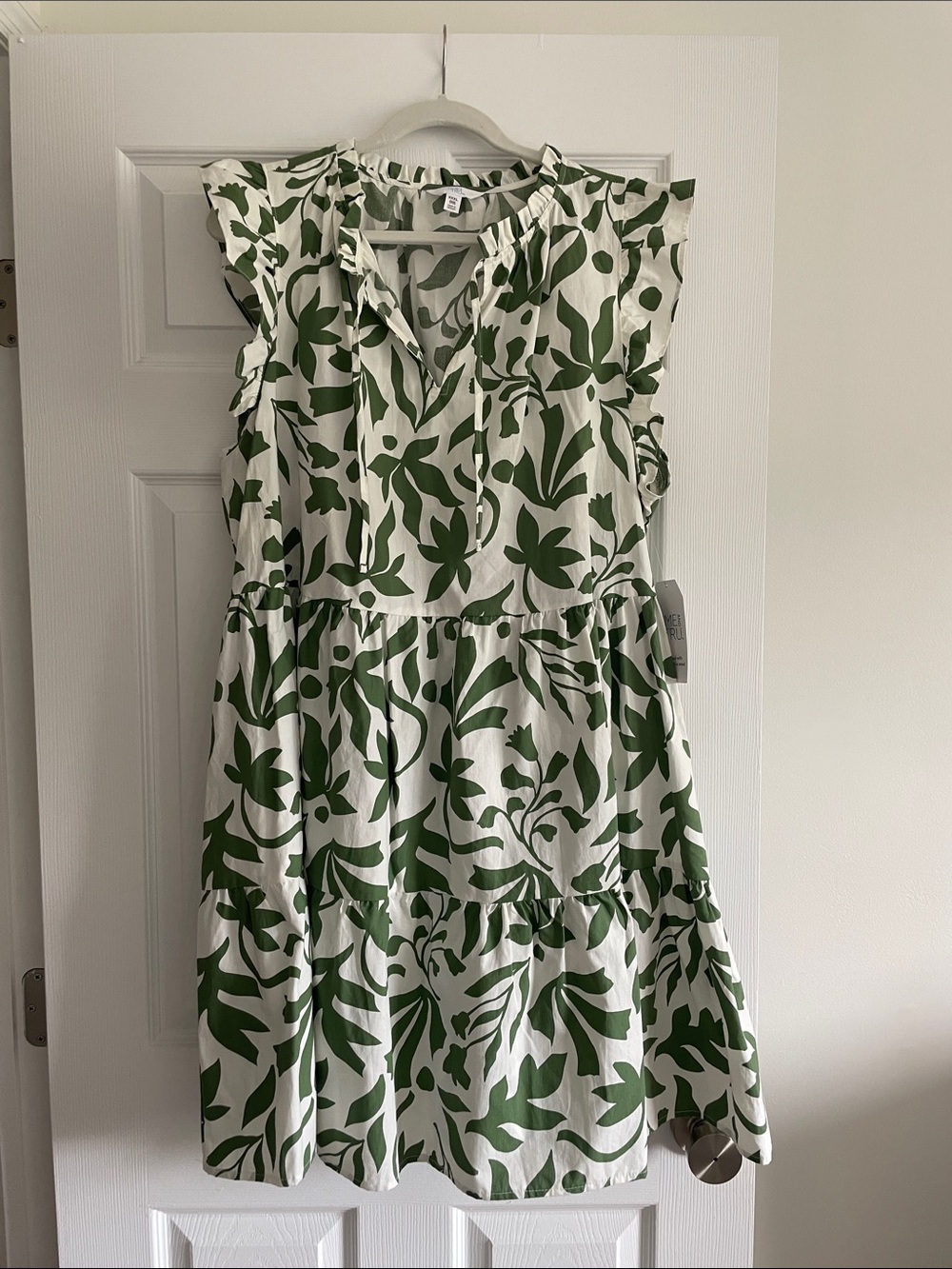Time and Tru White & Green Floral Tiered Midi Dress